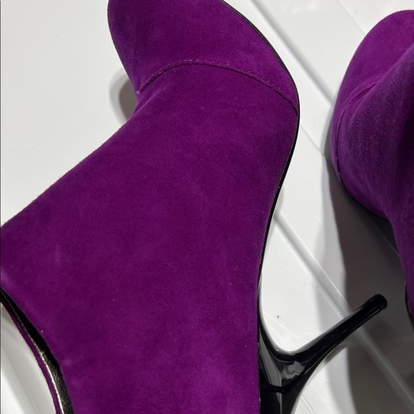 Reaction Kenneth Cole Vibrant Purple Heeled Boots - Picture 8 of 14